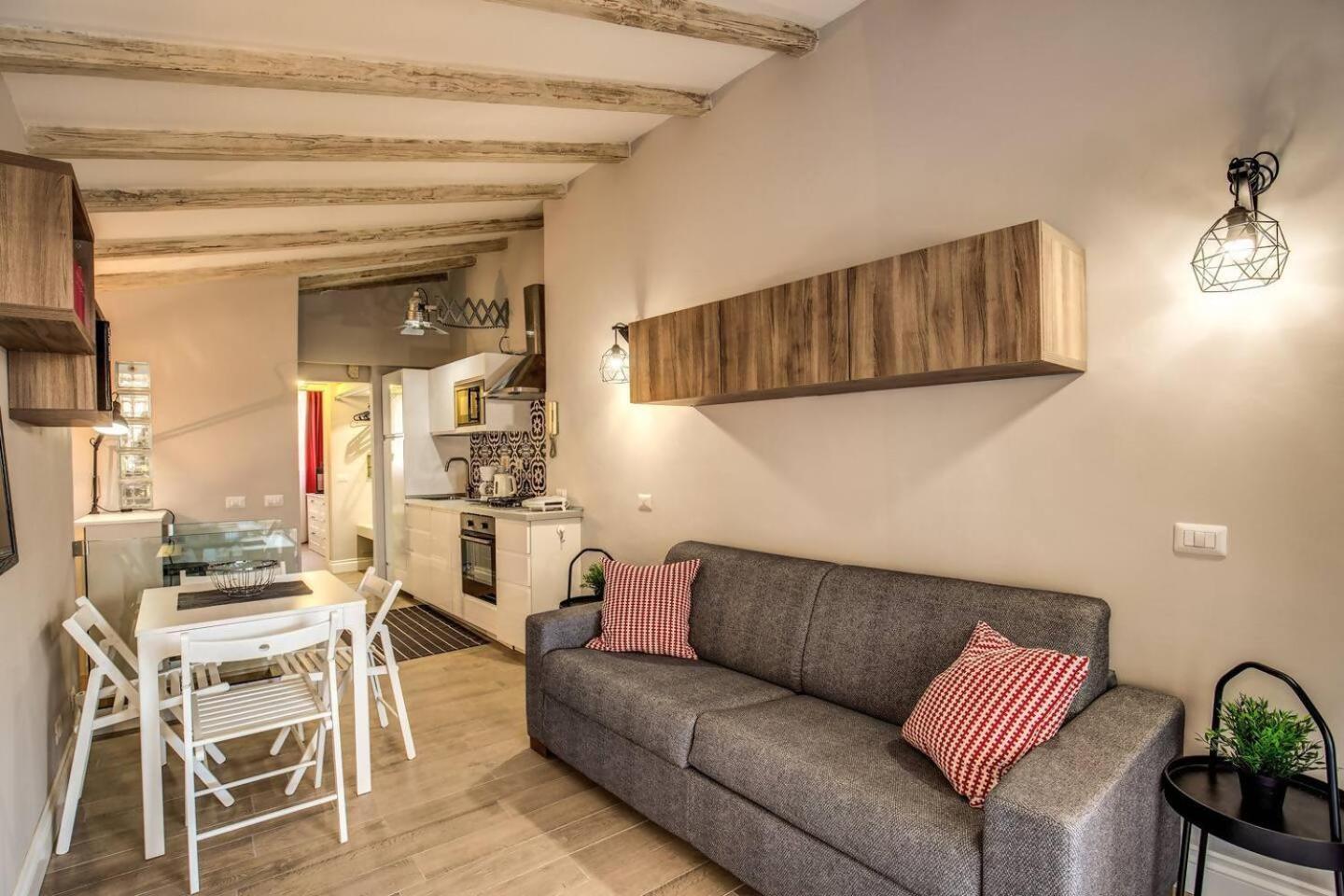 로마 Attic With Terrace By Trevi Fountain 아파트 외부 사진